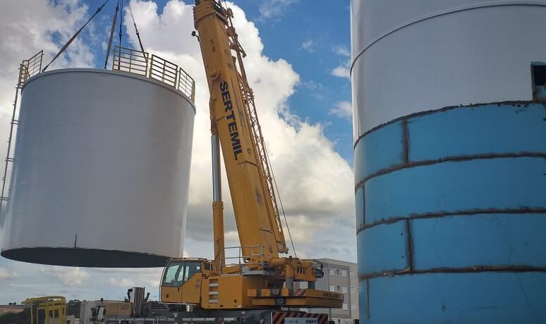 e06c8214-7af4-49f5-bb3c-66327dc27bfd